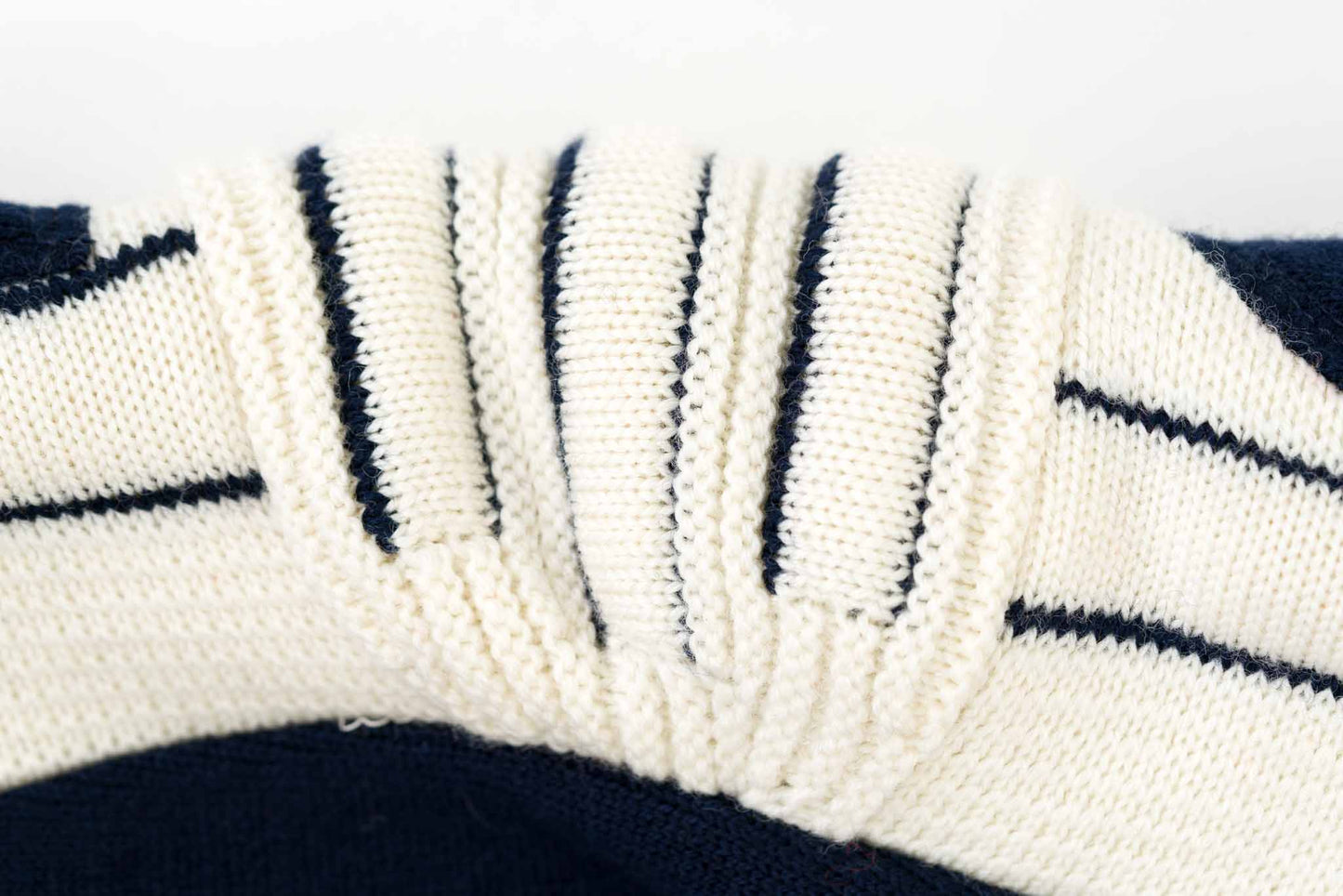 Macun-Vintage Sport Pullover blau-weiss